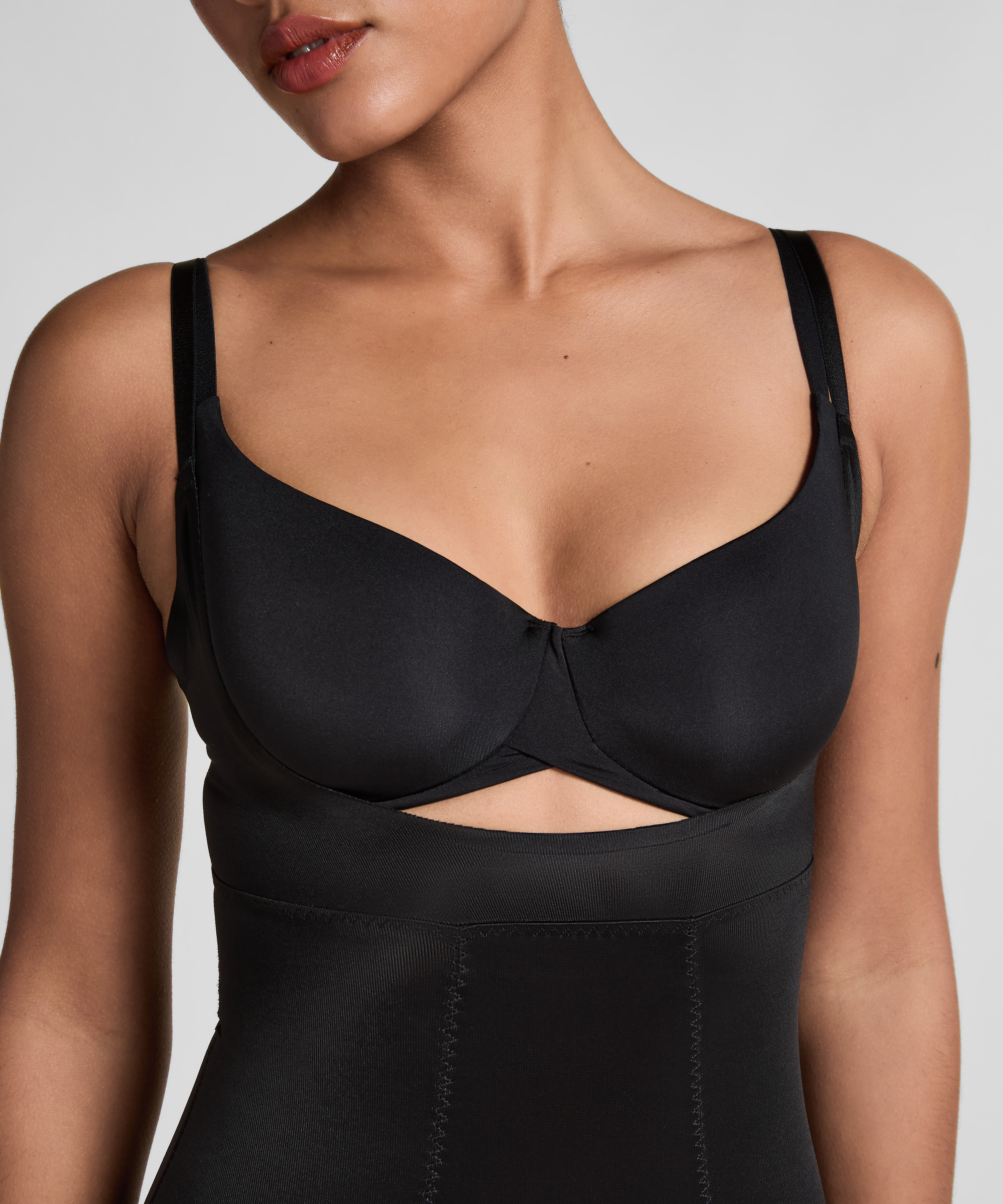 Body sculptant en dentelle scuba, Noir, main