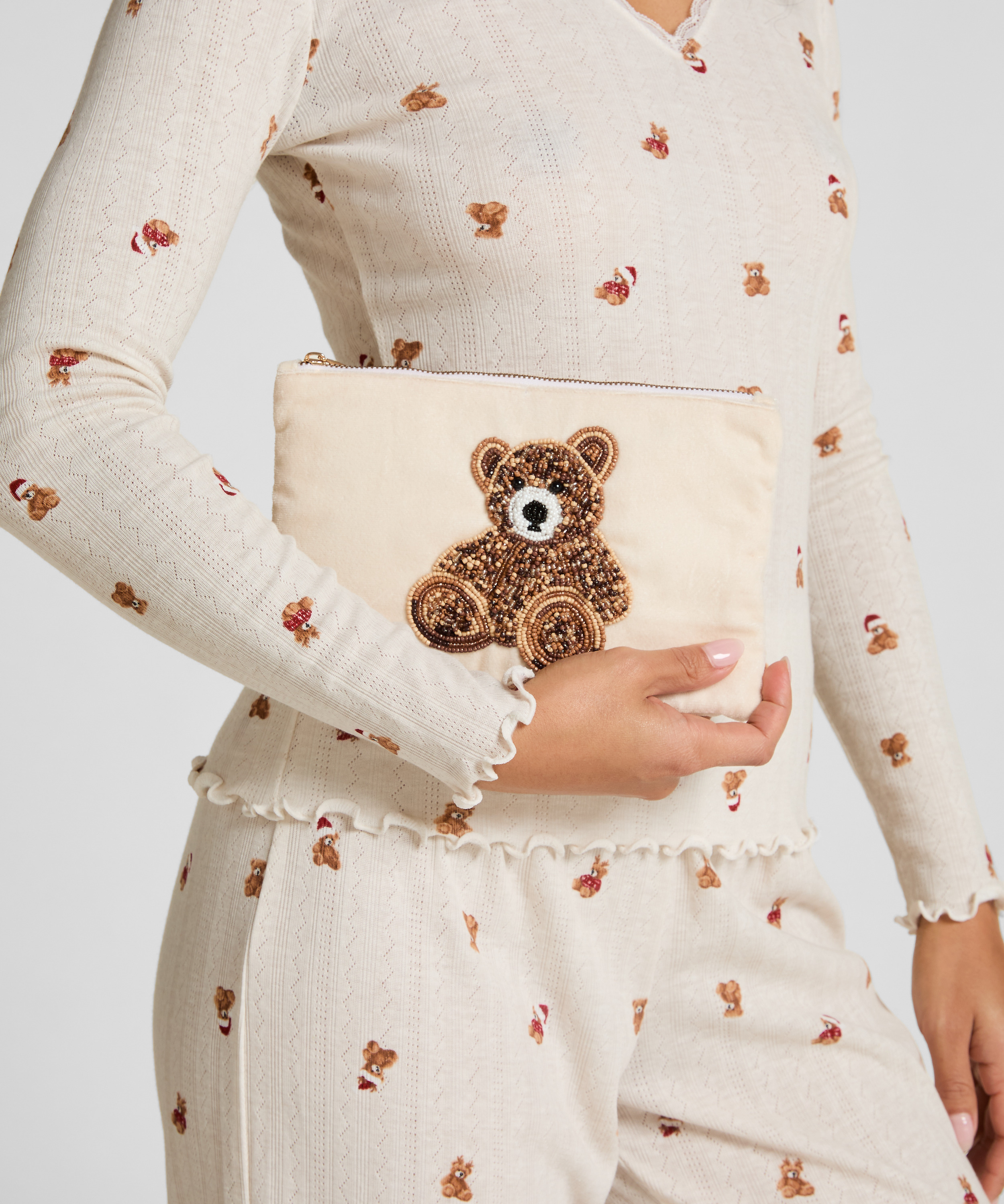 Pochette perlée ours, Beige, main
