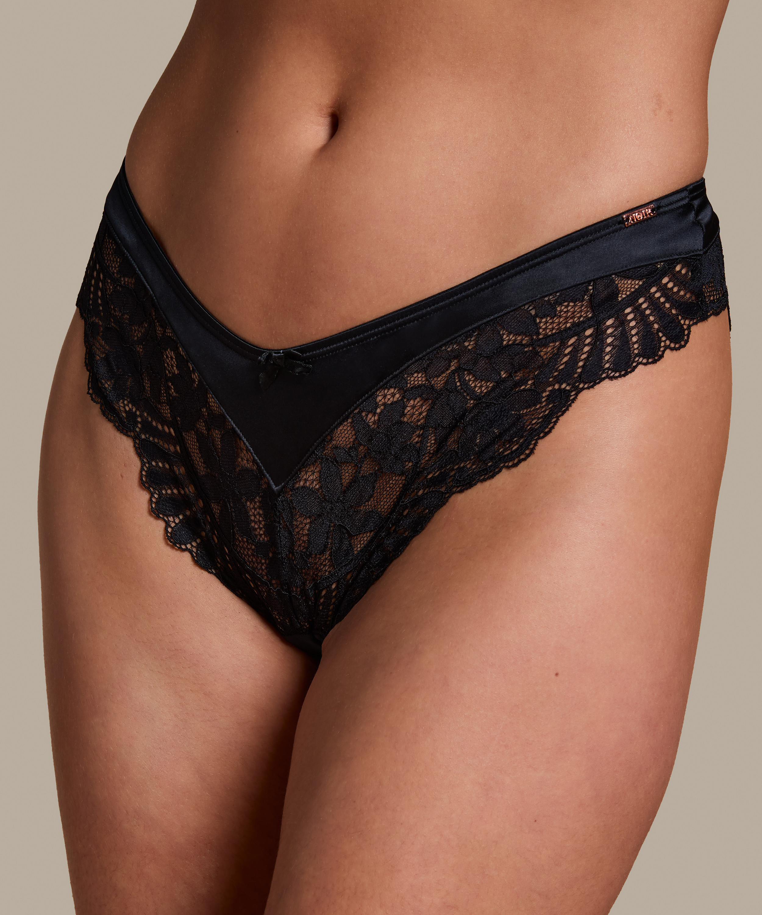 Culotte brésilienne Poppy, Noir, main