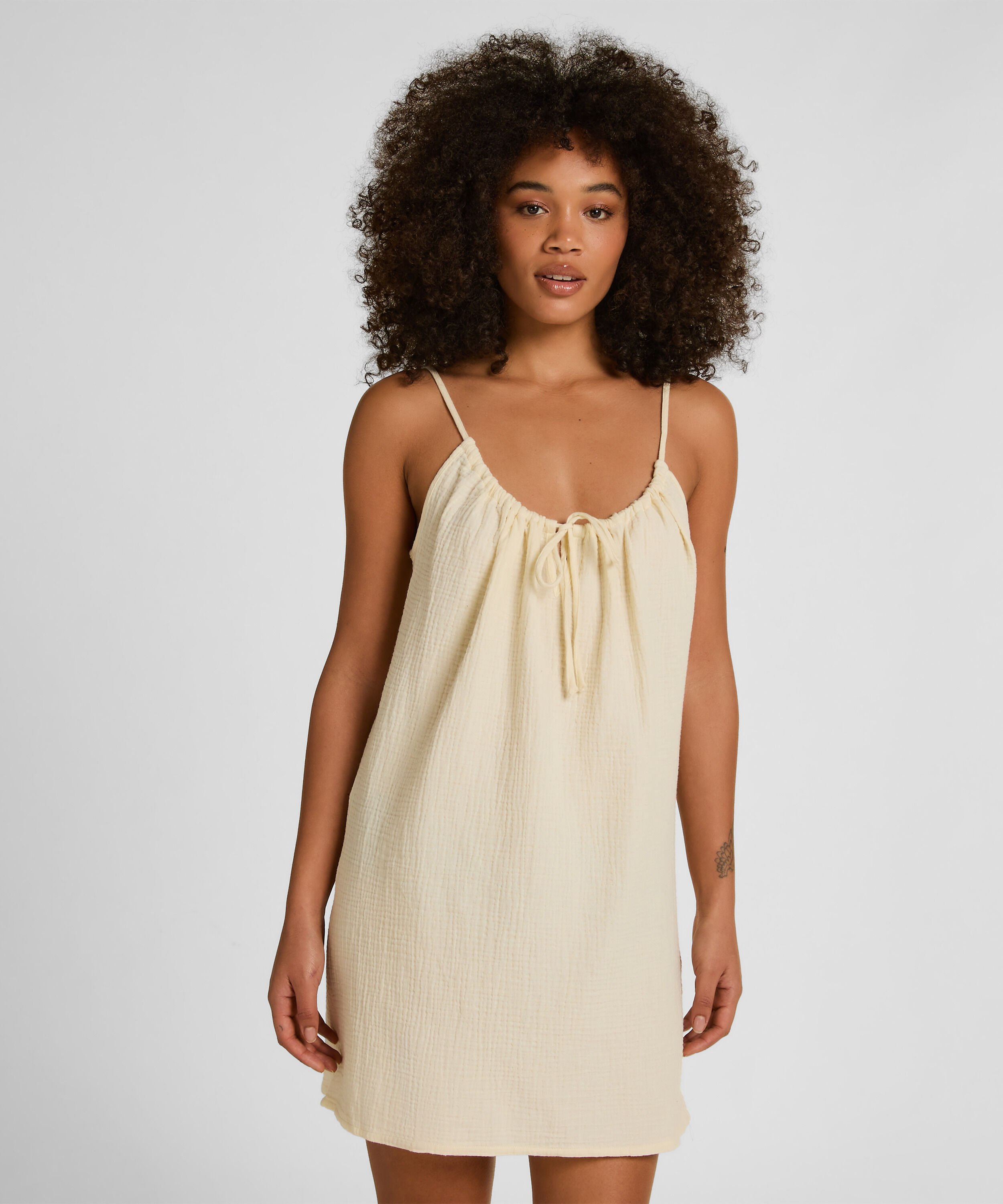 Nuisette en mousseline, Jaune Nuisette en mousseline, Jaune