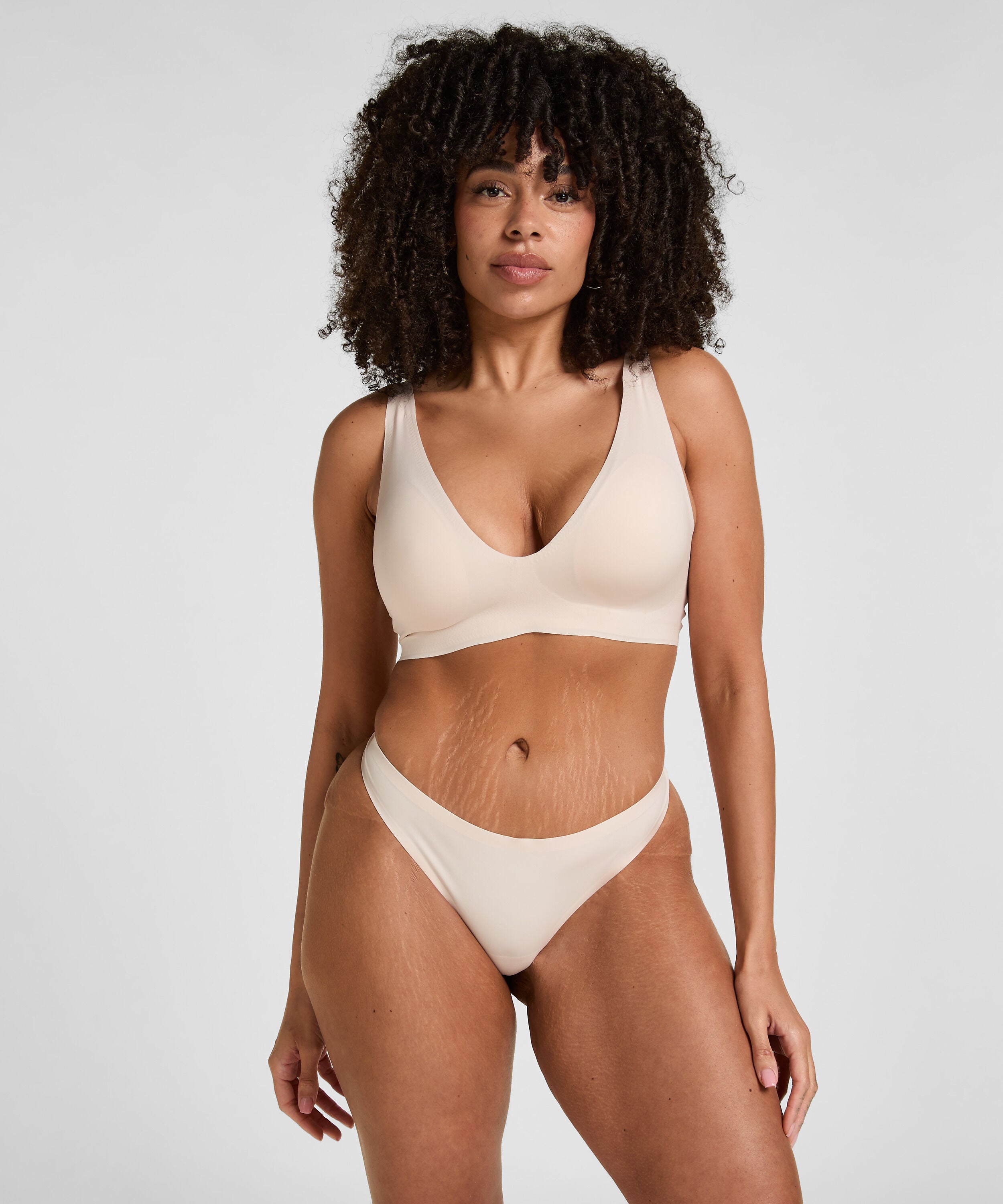 Super Confort String, Beige