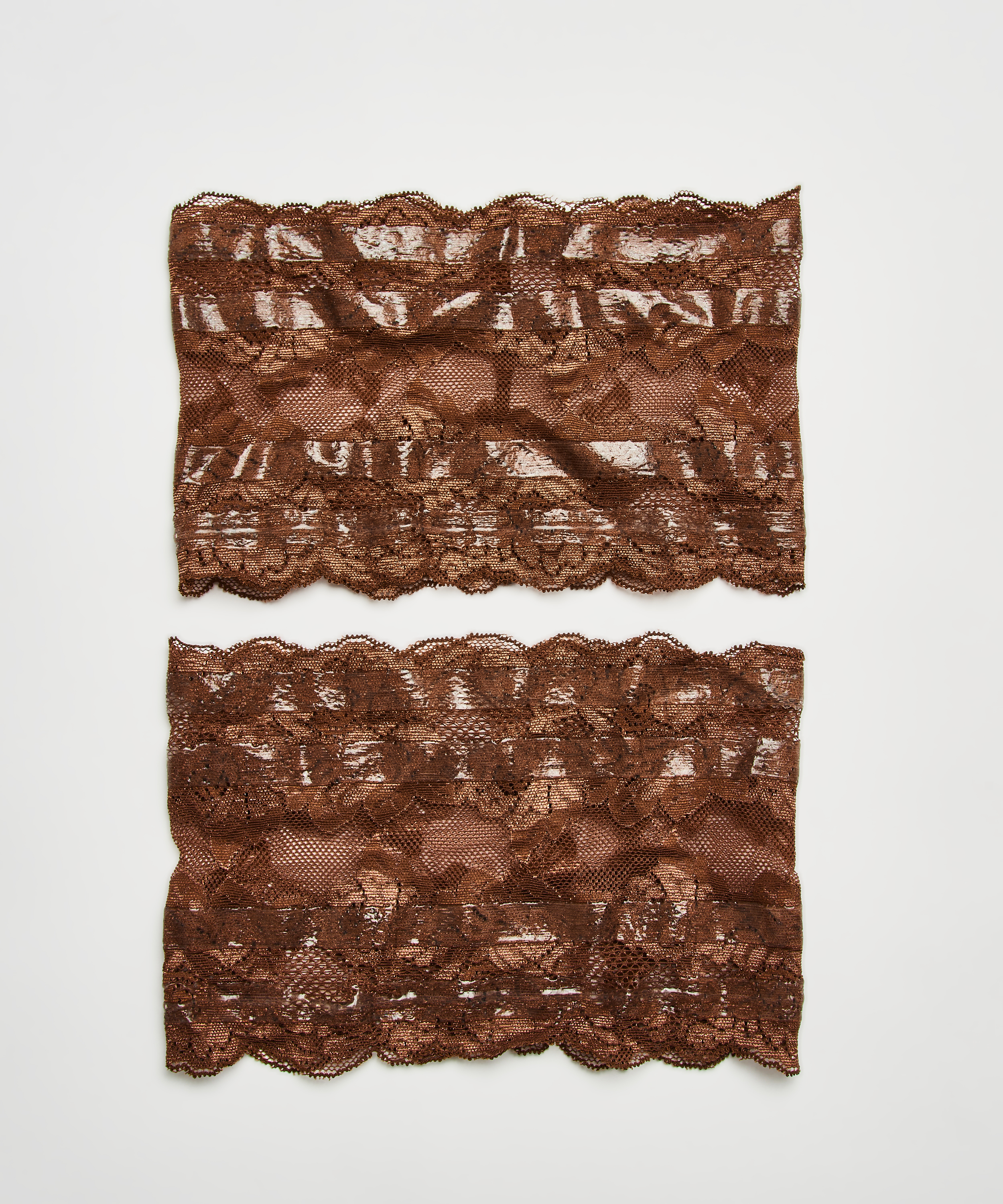 Bandes de cuisses anti-frottements en dentelle, marron, main