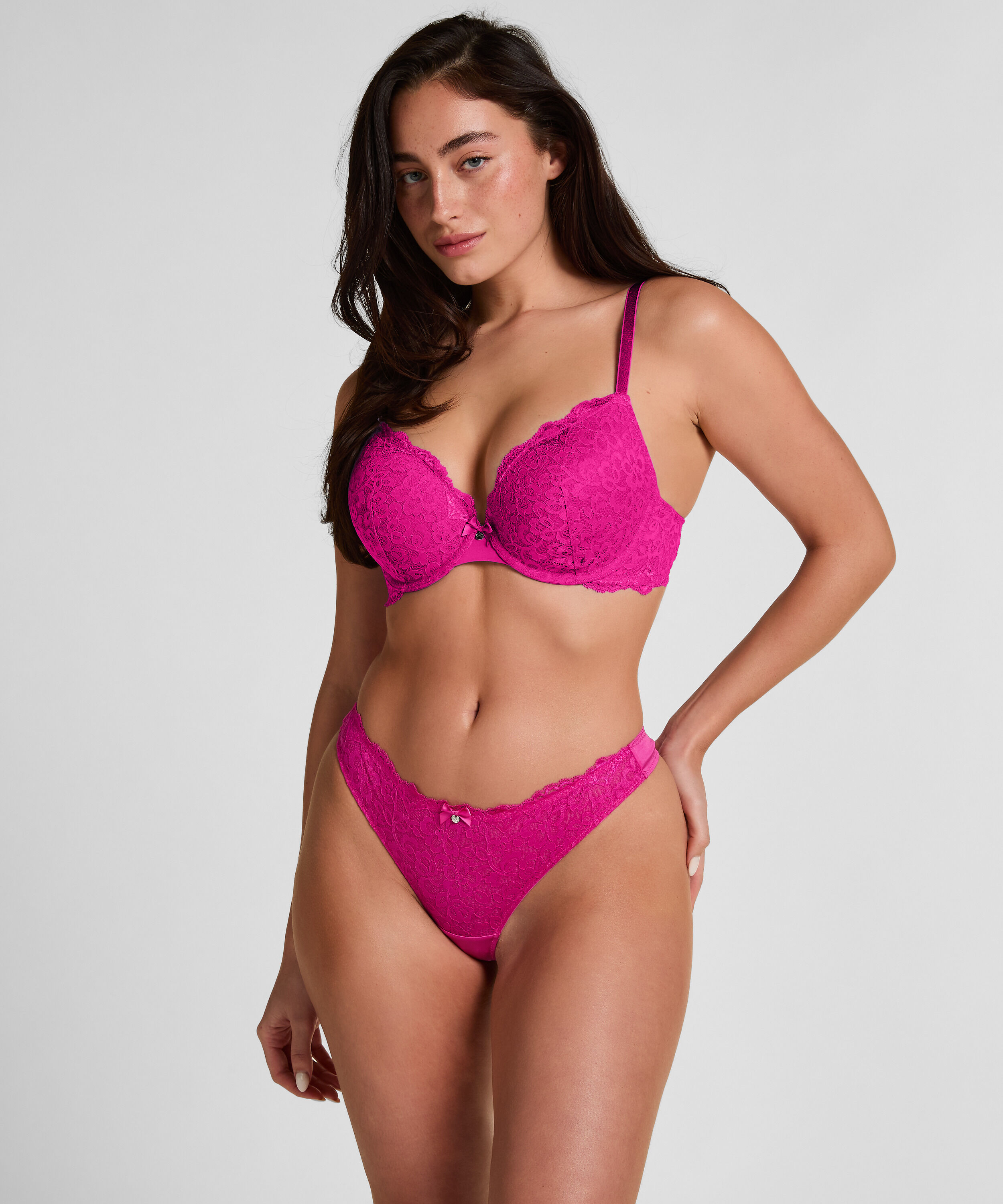 String Marine, Rose String Marine, Rose