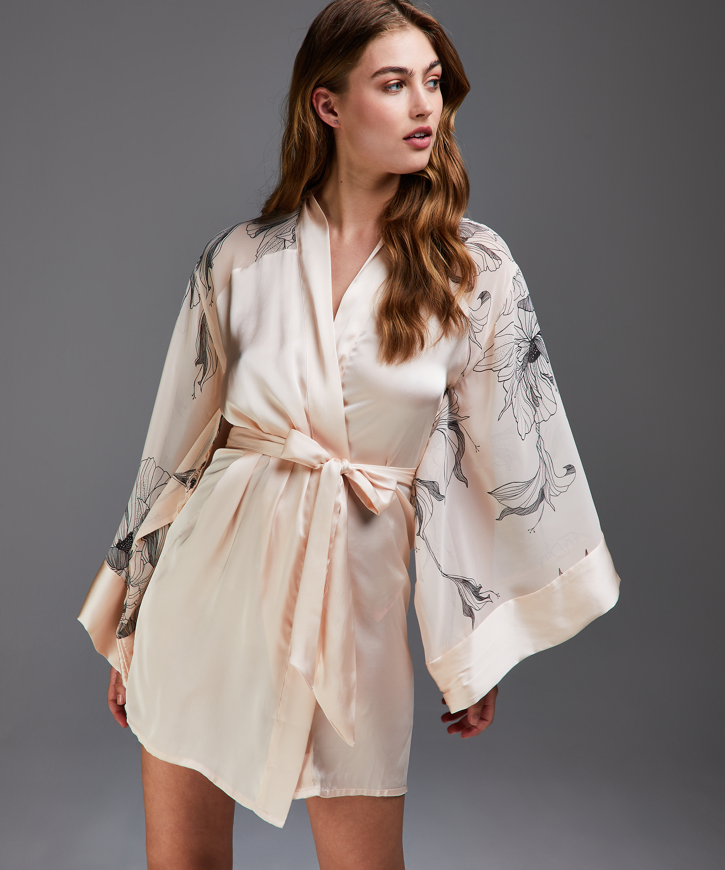 Kimono satin Lotus, Rose, main