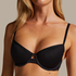 Soutien-gorge à armatures préformé push-up Essential, Noir