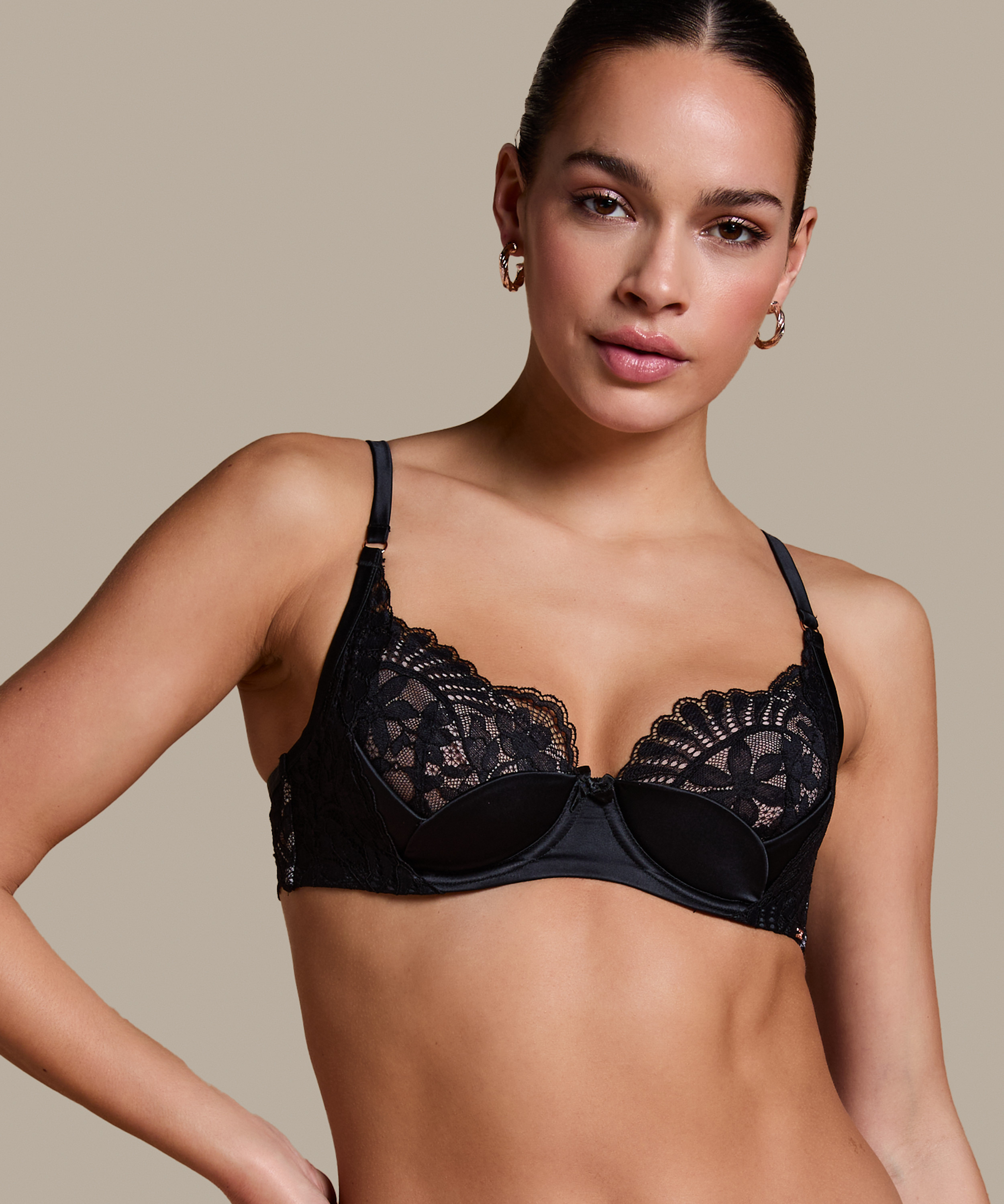 Soutien-gorge à armatures préformé Poppy, Noir, main