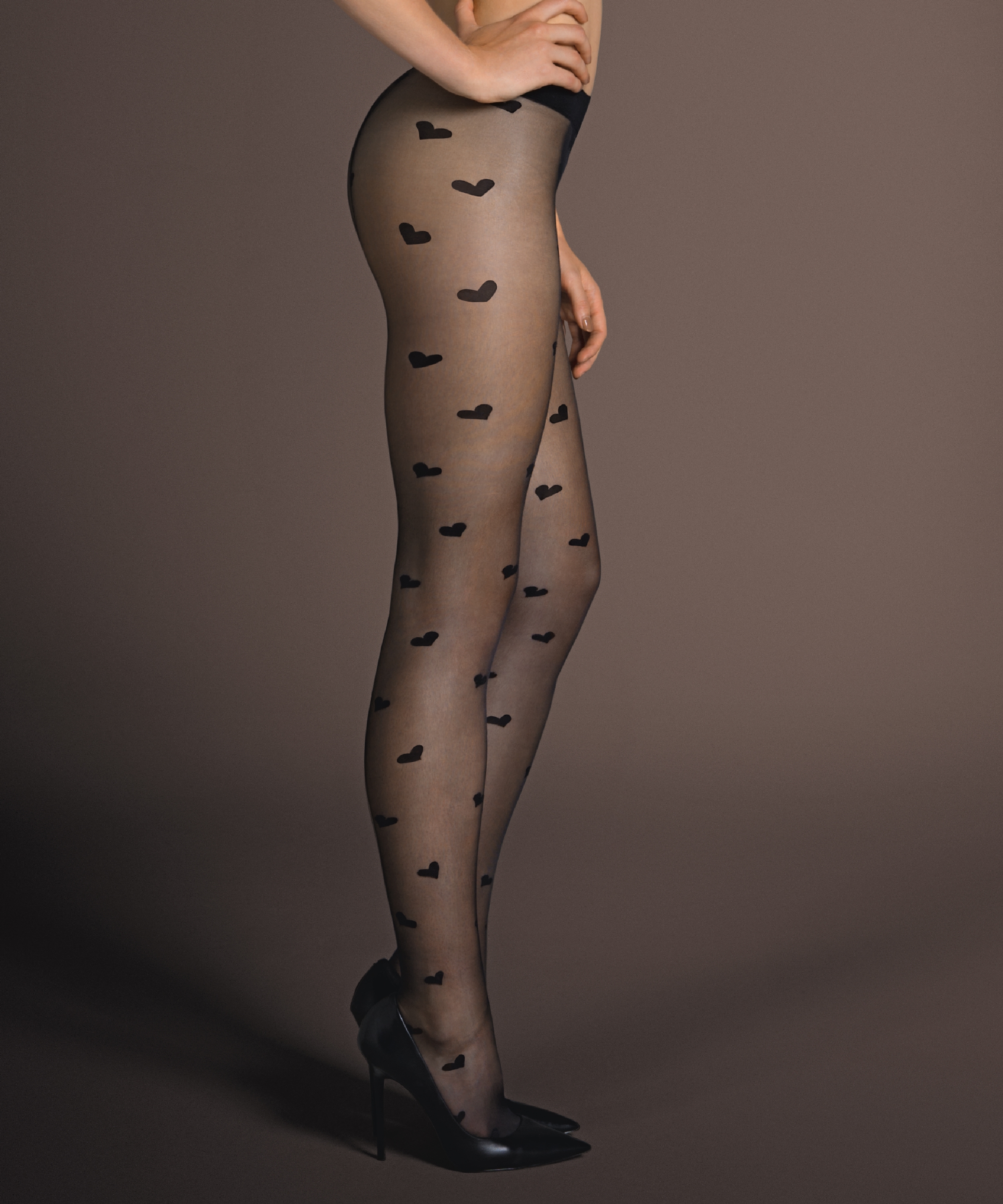 Tights Hearts, Noir, main