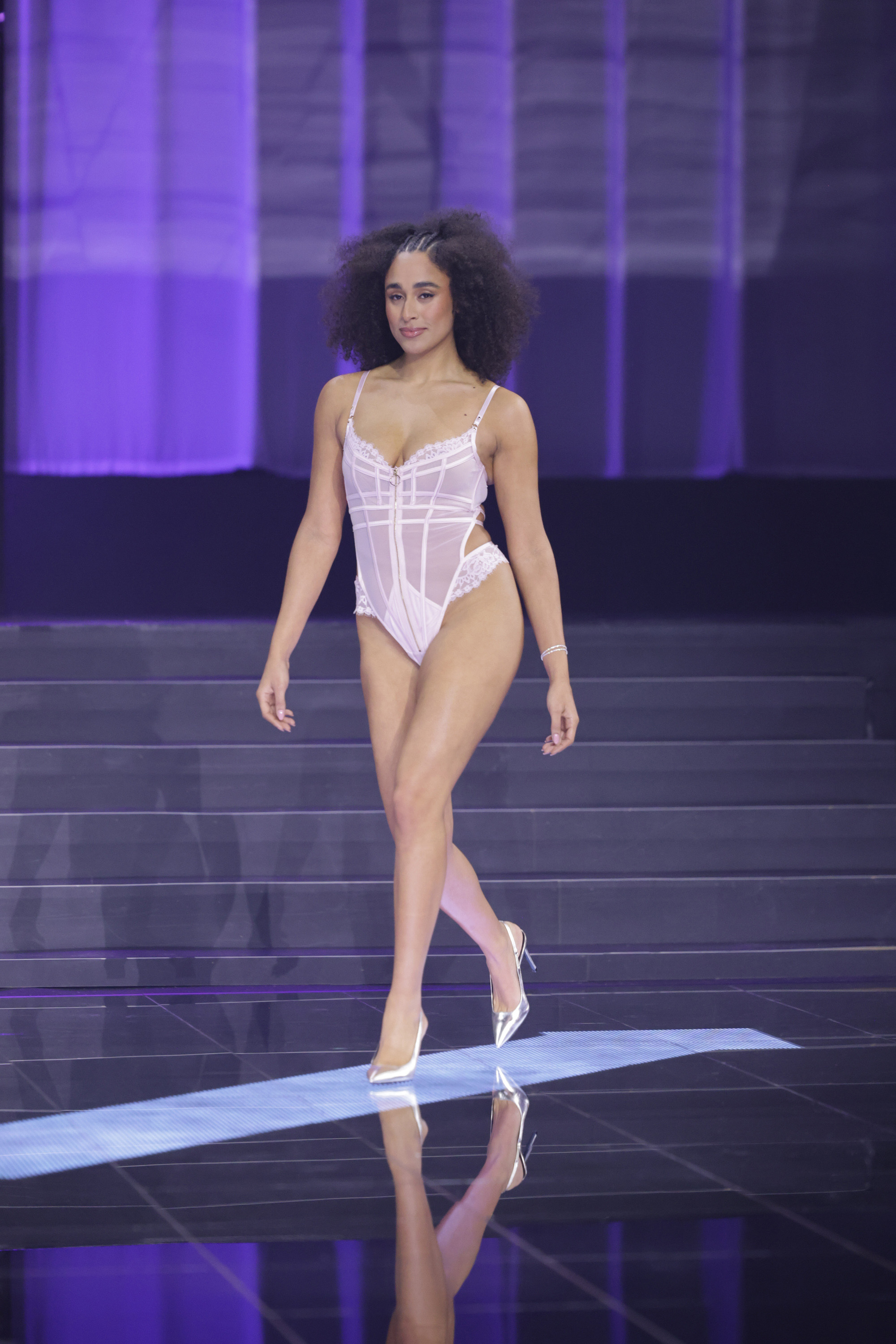 Body Sable, Rose, main