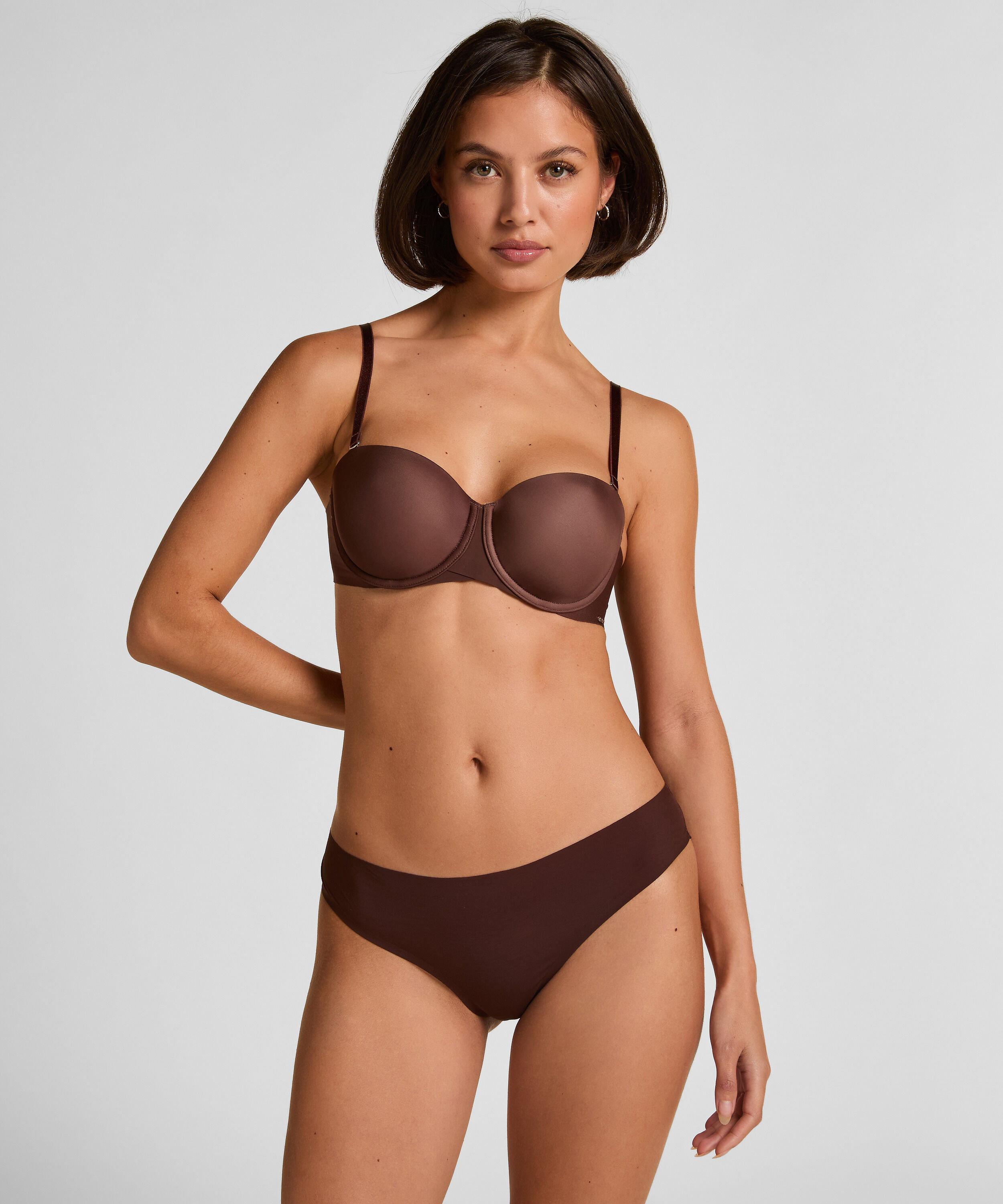 Slip brésilien invisible Fishnet, Marron