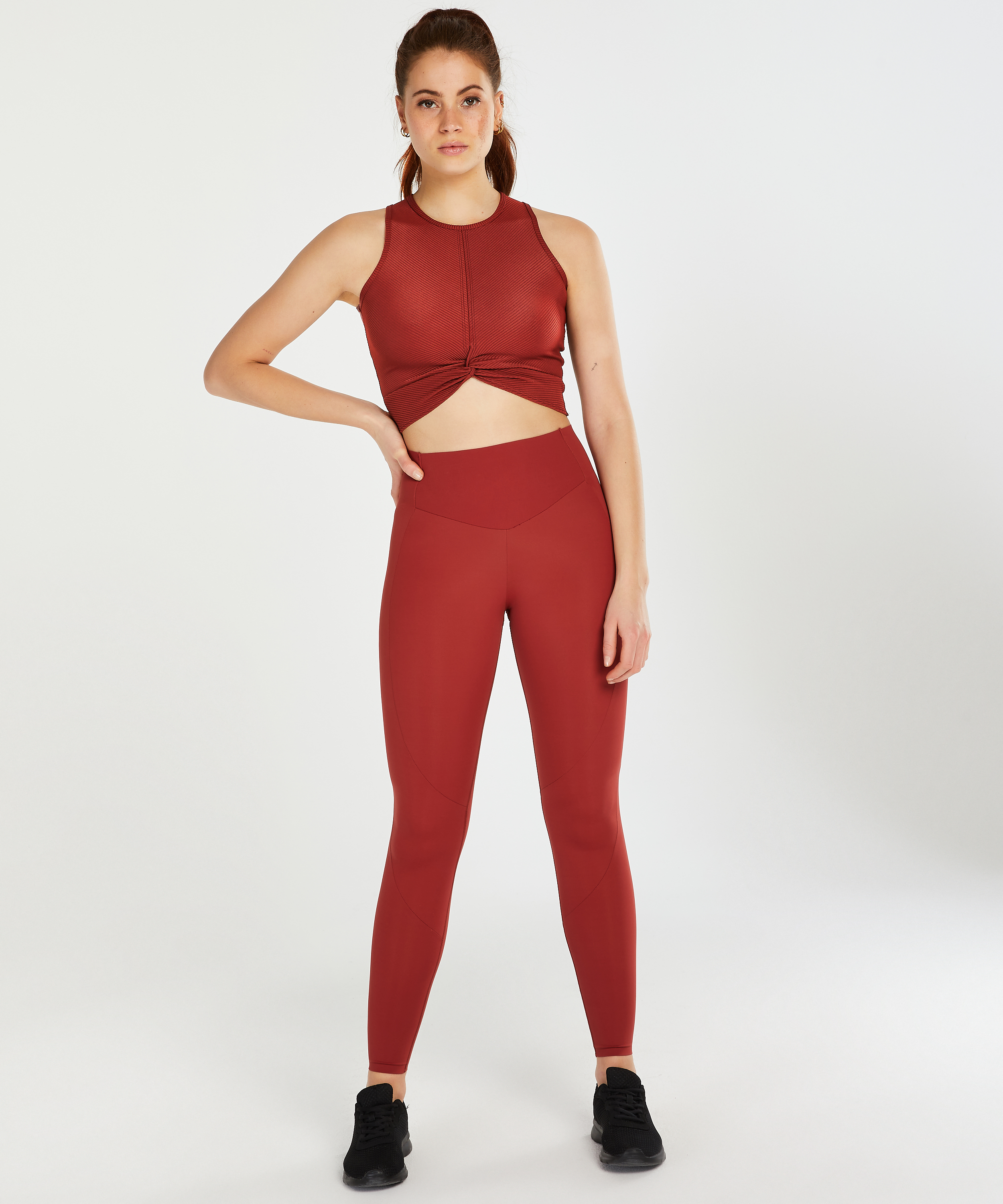 HKMX Sport cropped tank top Twisted Rib, Rouge, main