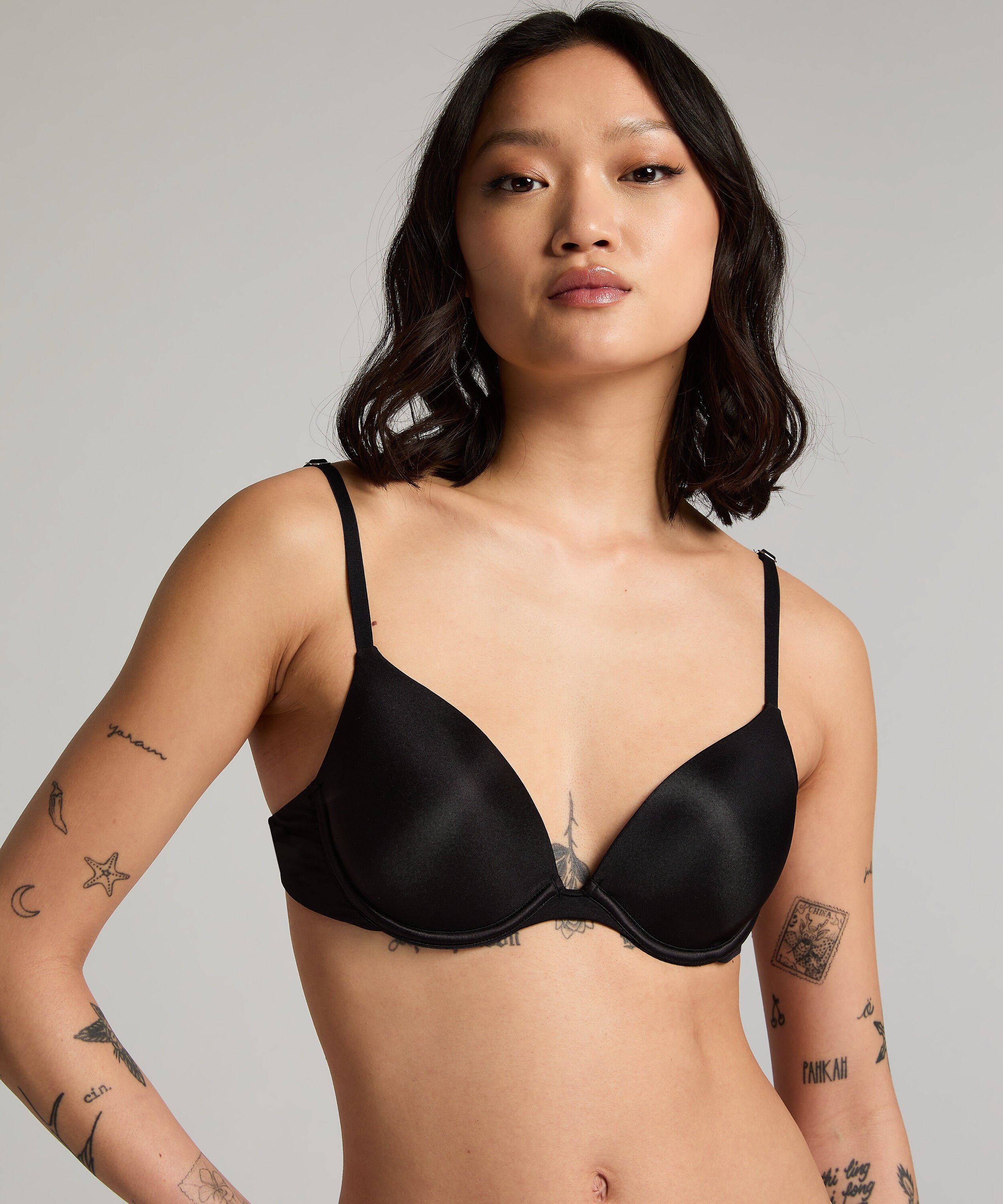 Soutien-gorge &agrave; armatures pr&eacute;form&eacute; Transparent Back Multiway, Noir