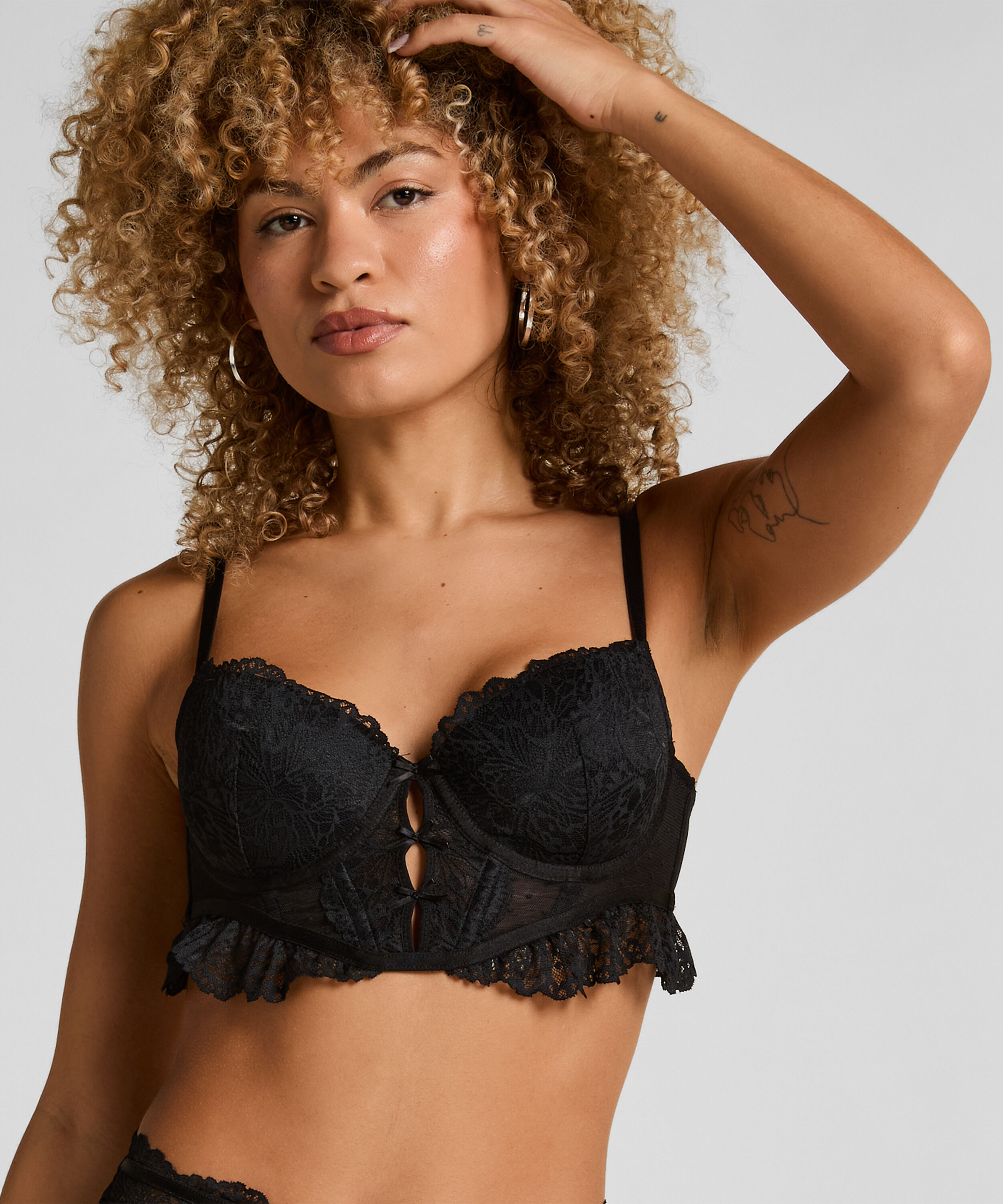Soutien-gorge à armatures rembourré longline Posie, Noir Soutien-gorge à armatures rembourré longline Posie, Noir