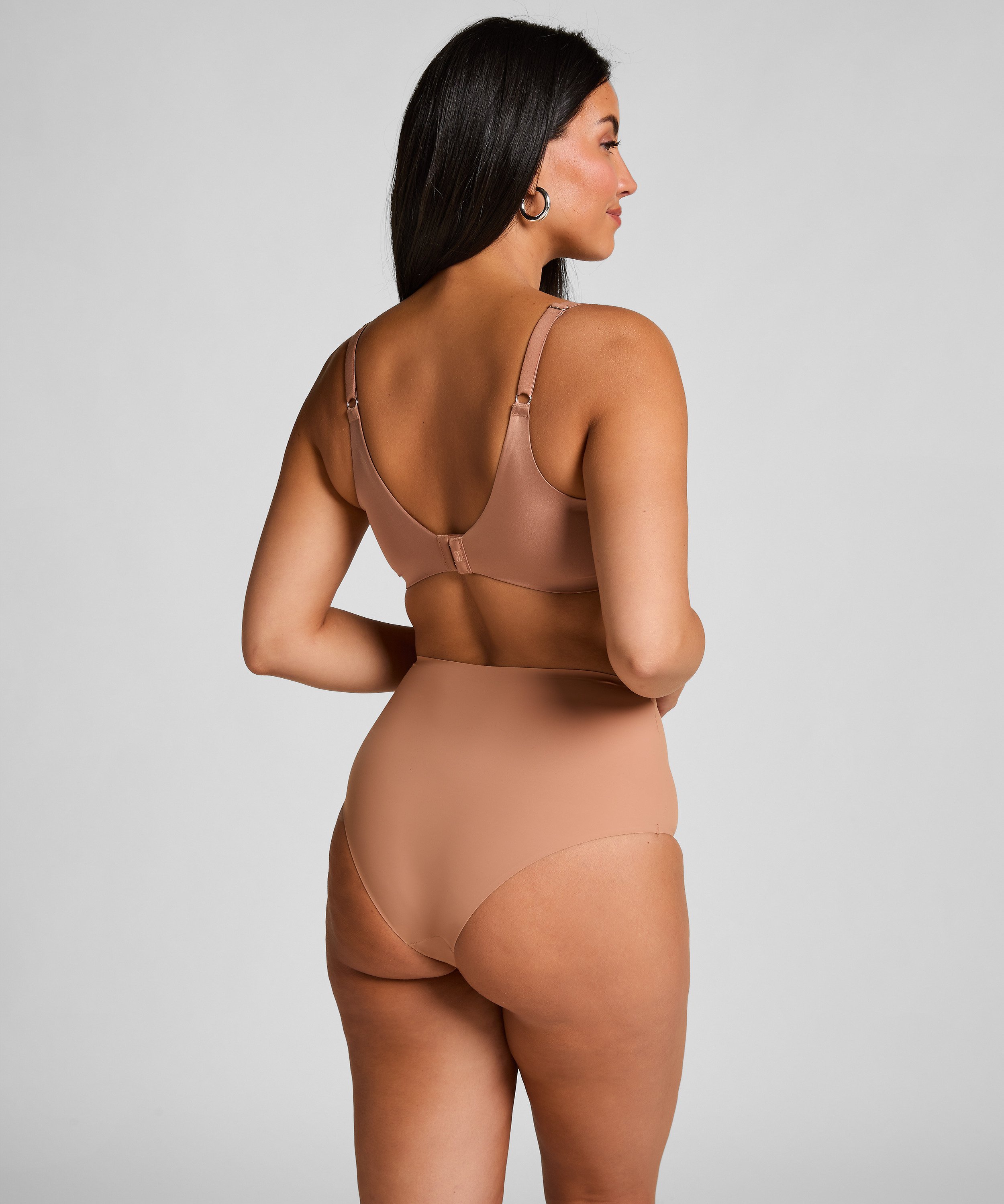 Soutien-gorge à armatures préformé Smooth, Marron, main