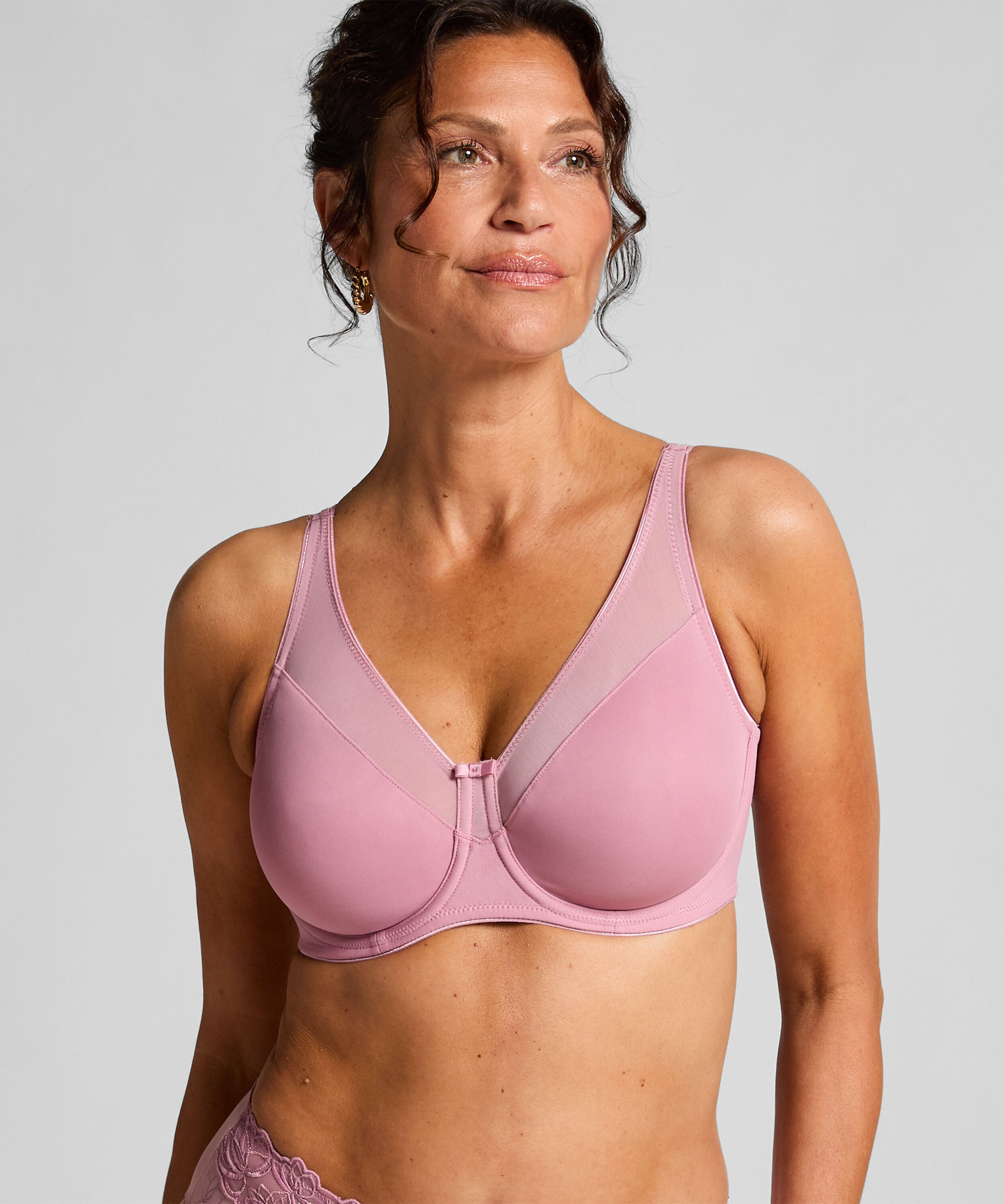 Soutien-gorge à armatures non-préformé minimiseur Nina, Rose Soutien-gorge à armatures non-préformé minimiseur Nina, Rose