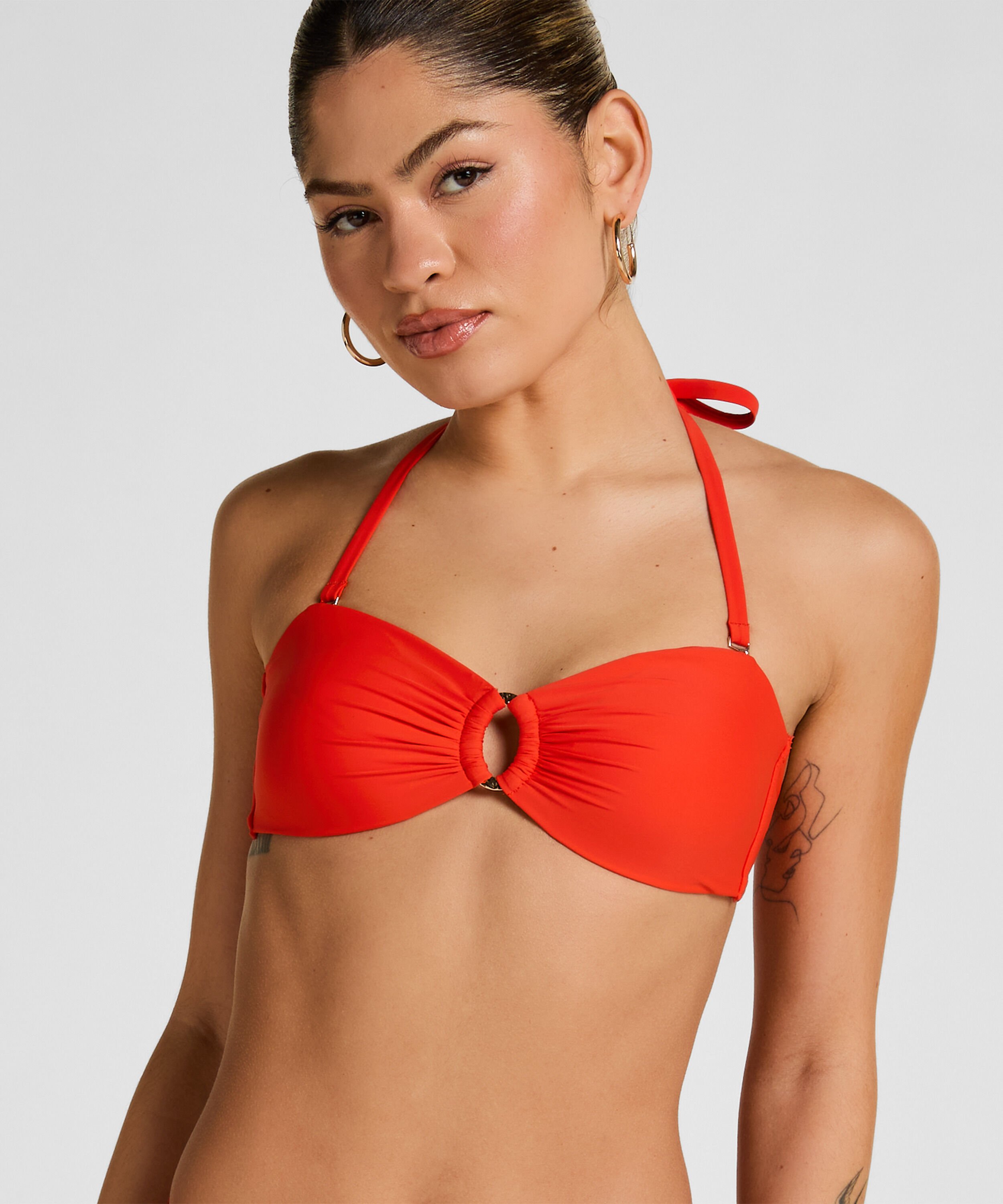 Haut de Bikini Bandeau Luxe avec Anneau