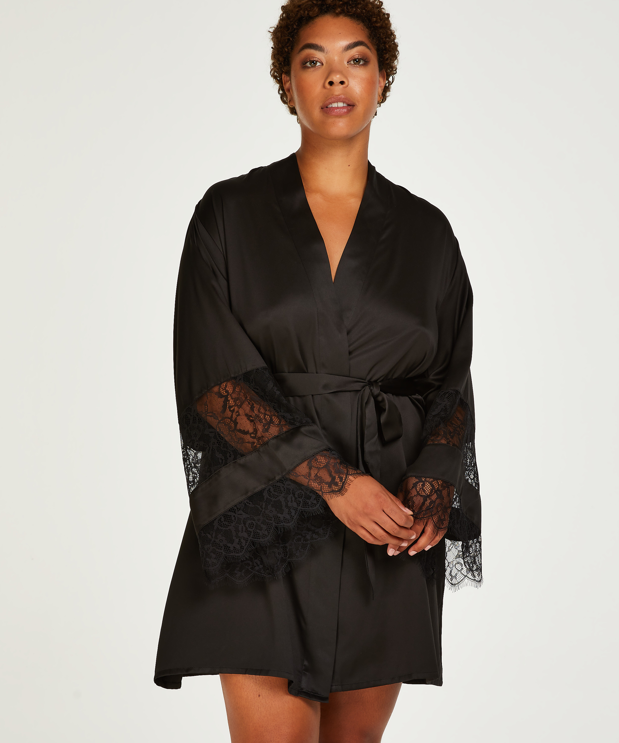 Kimono Satin en dentelle, Noir, main