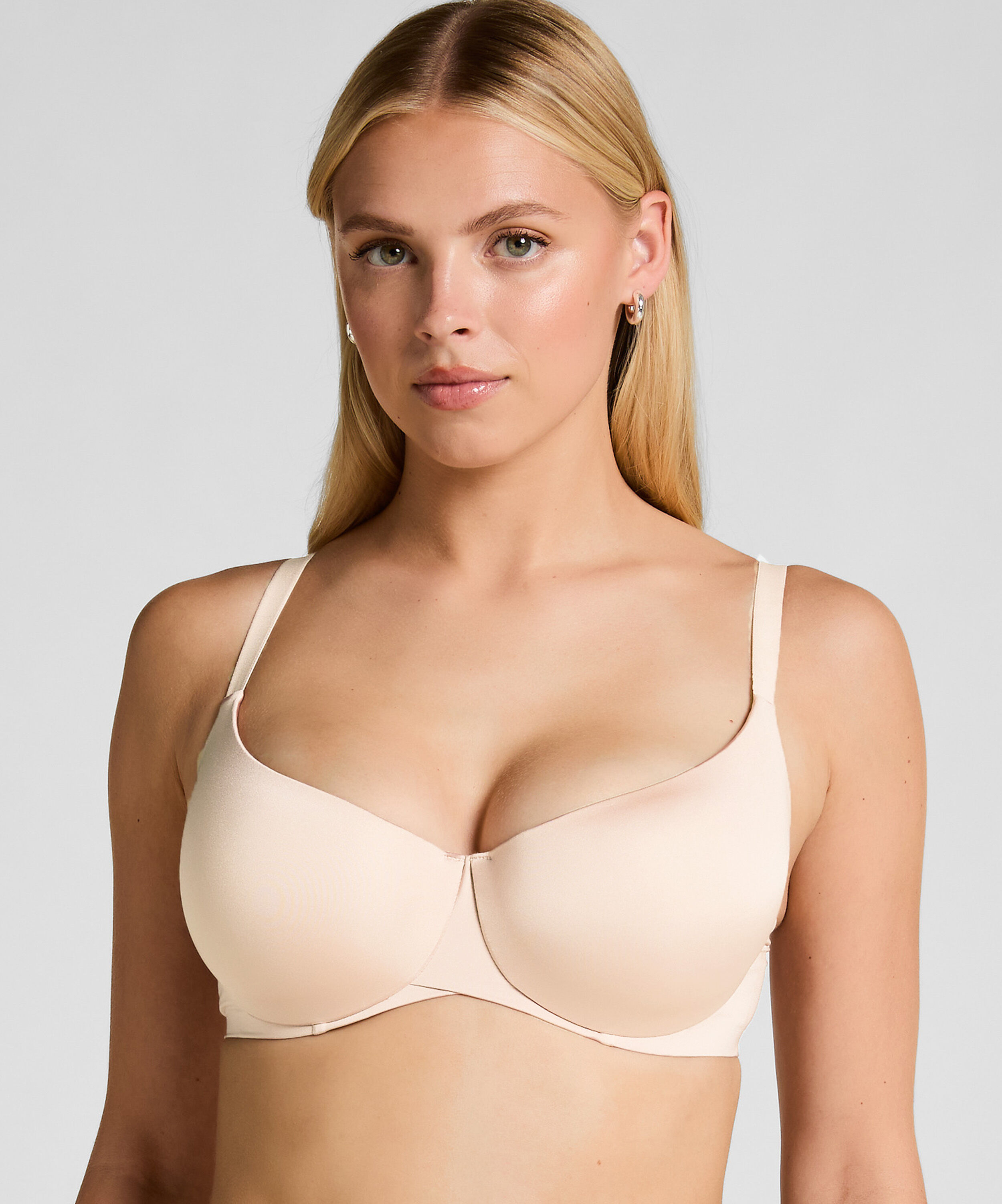 Soutien-gorge à armatures préformé Smooth, Beige Soutien-gorge à armatures préformé Smooth, Beige