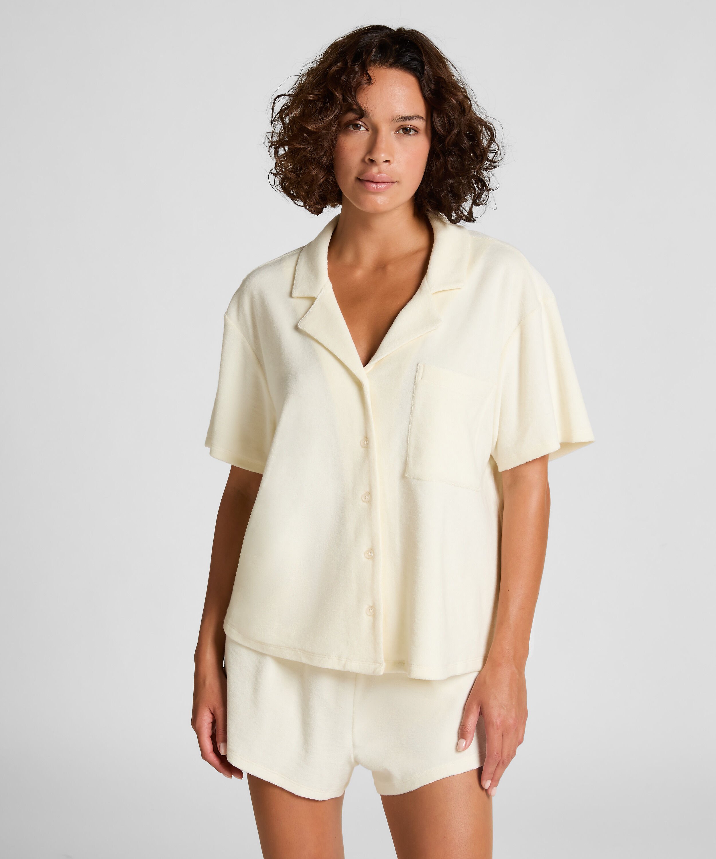 Chemise boutonn&eacute;e en tissu &eacute;ponge, Blanc