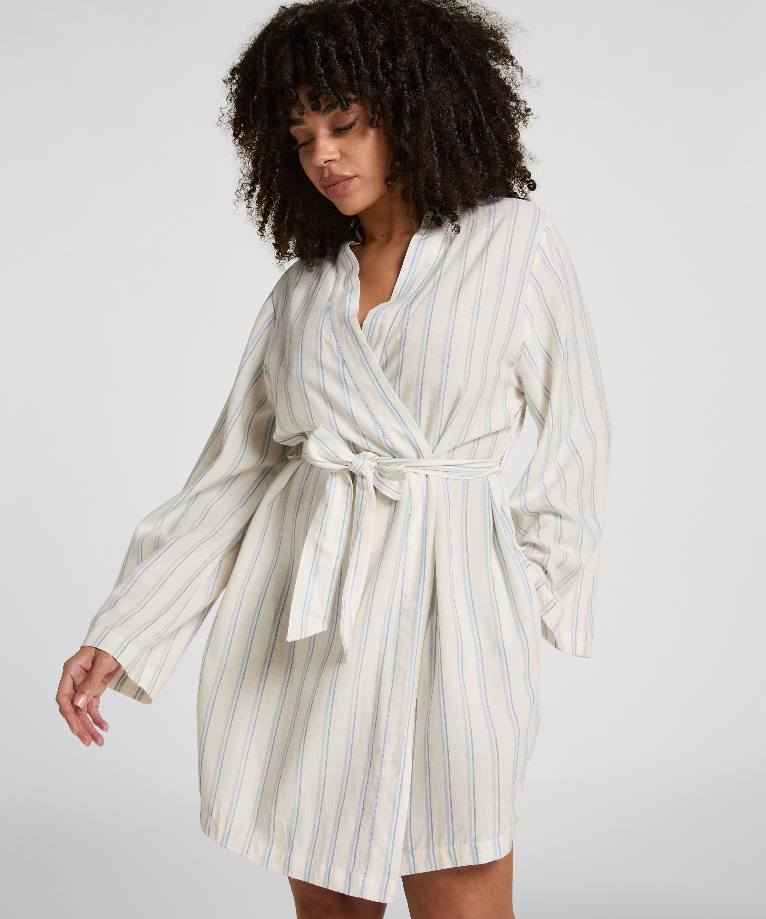 Robe Lin, Blanc