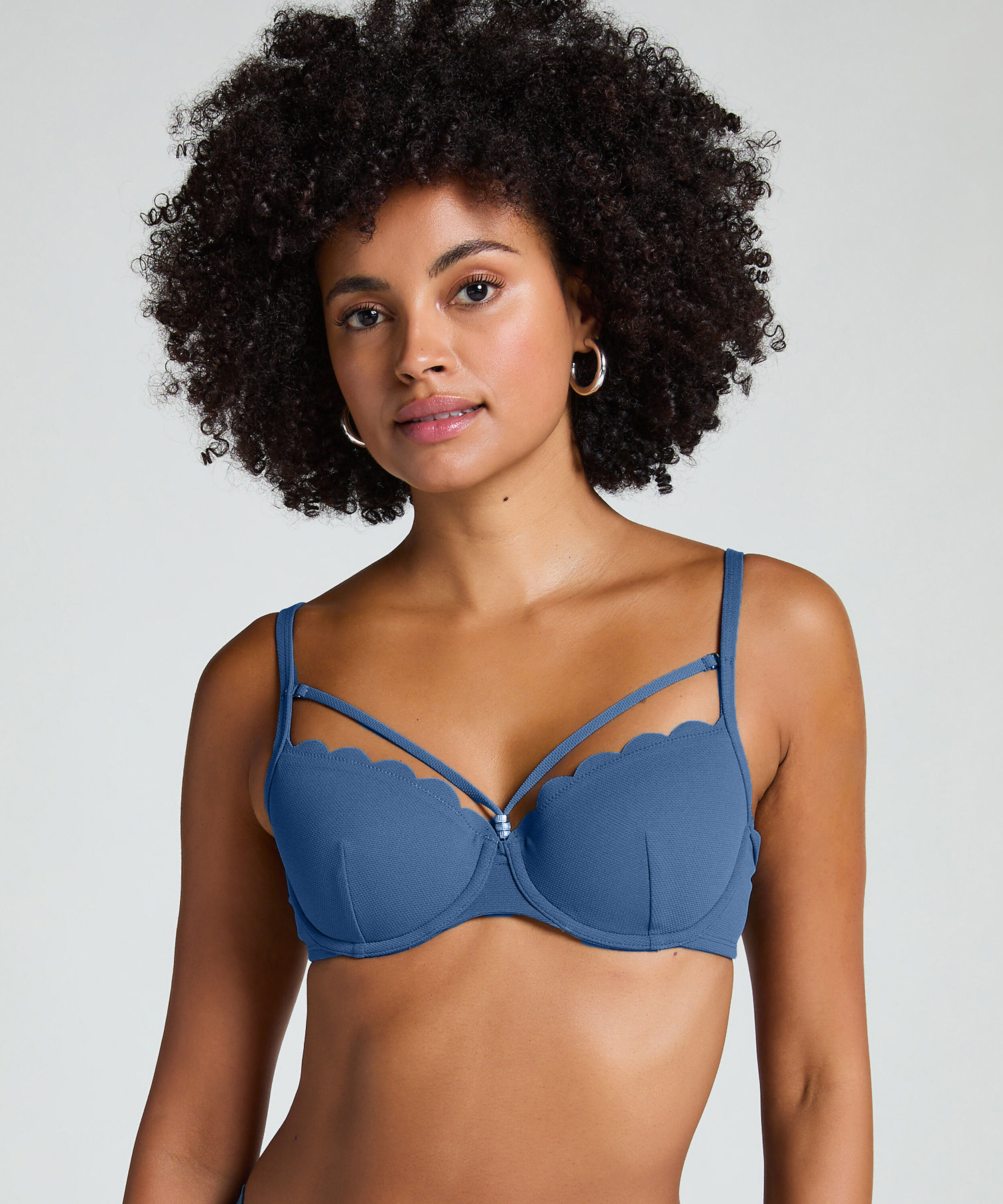 Haut de bikini préformé à armatures Scallop
