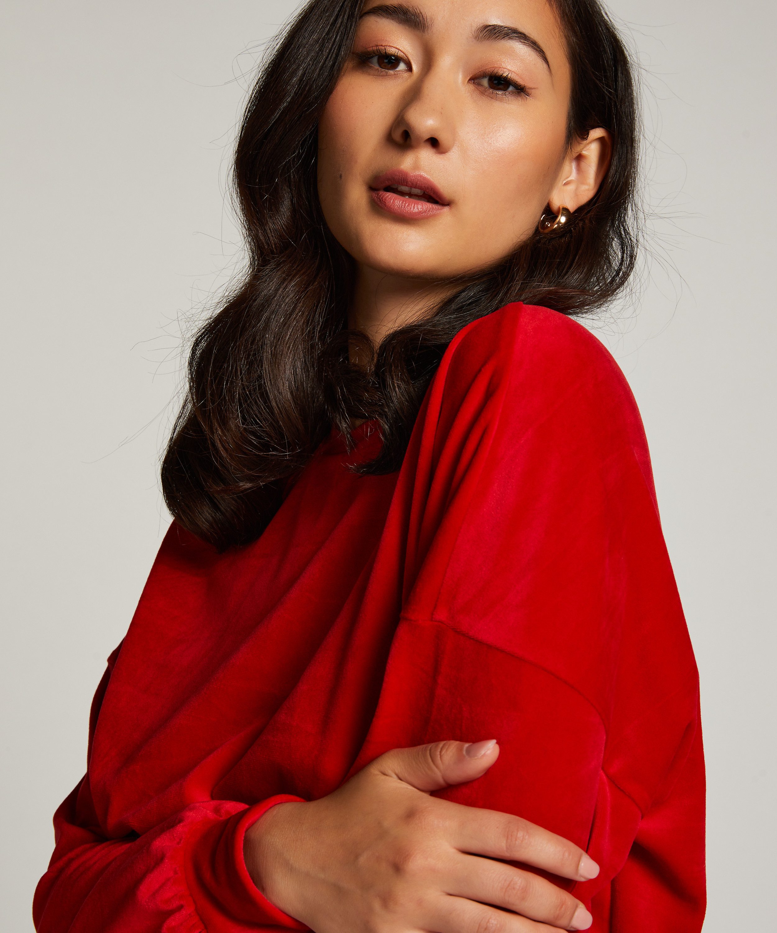 DO NOT SELL, Rouge, main