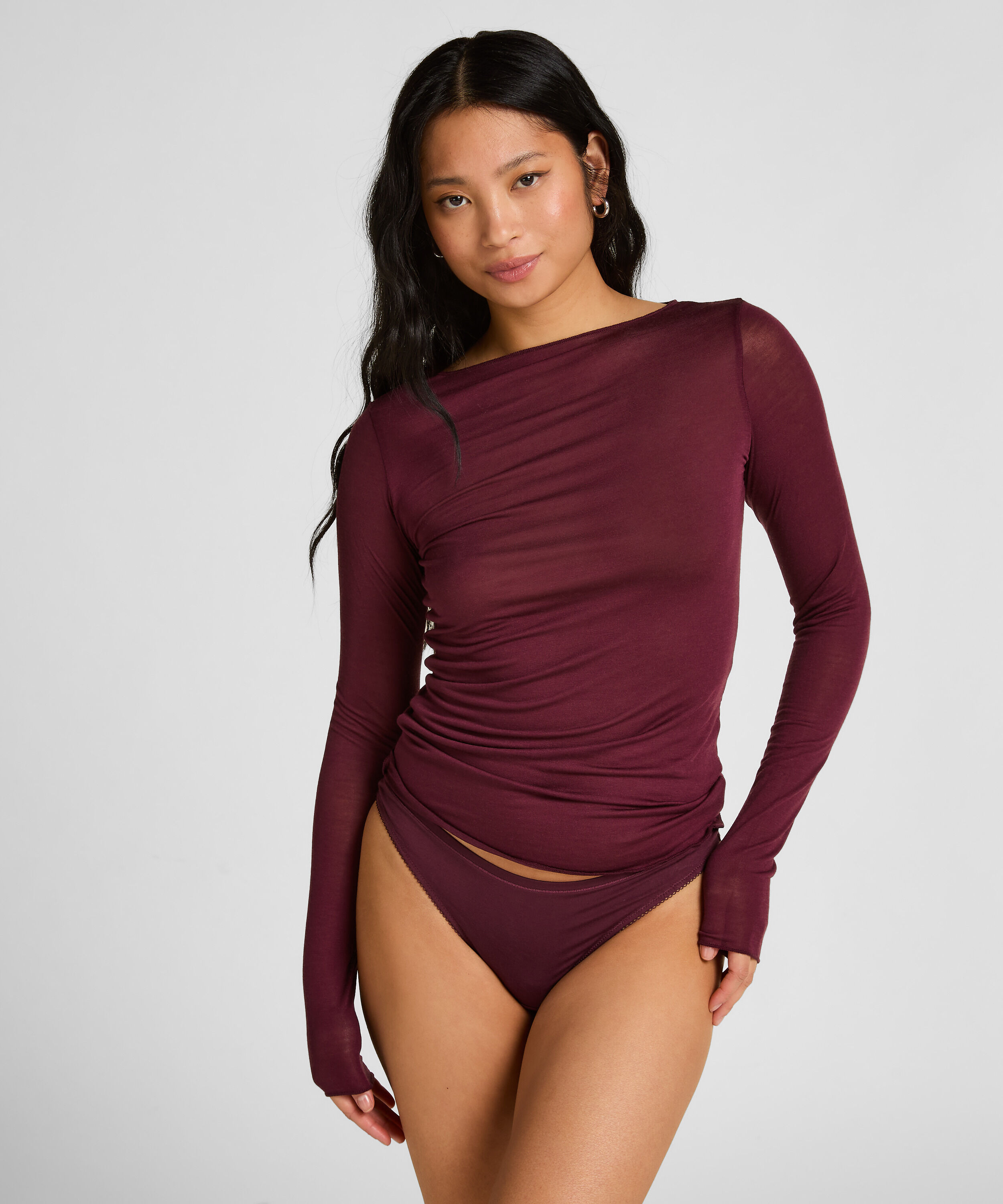 String Alex, Violet String Alex, Violet