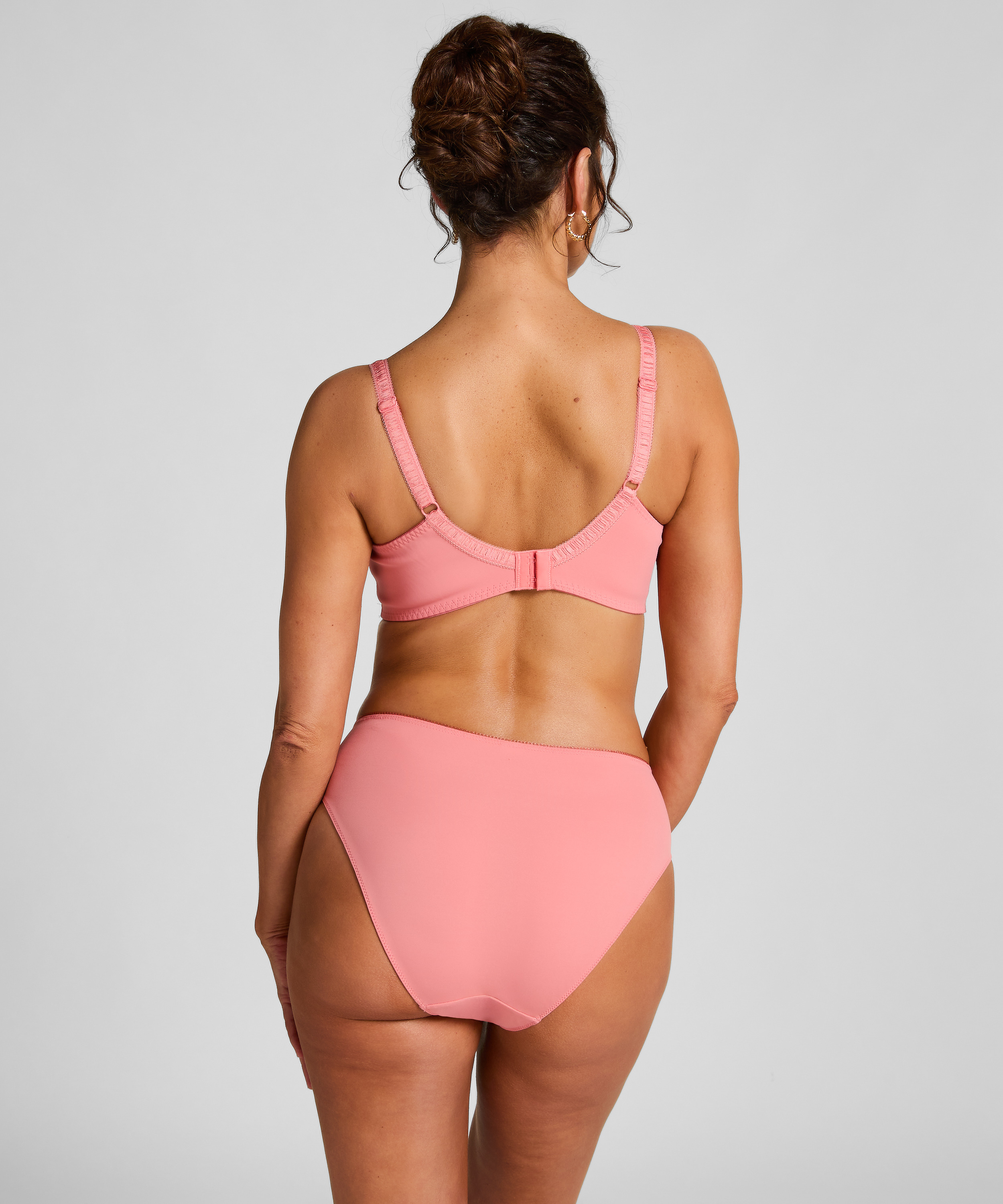 Slip taille haute Diva, Rose, main