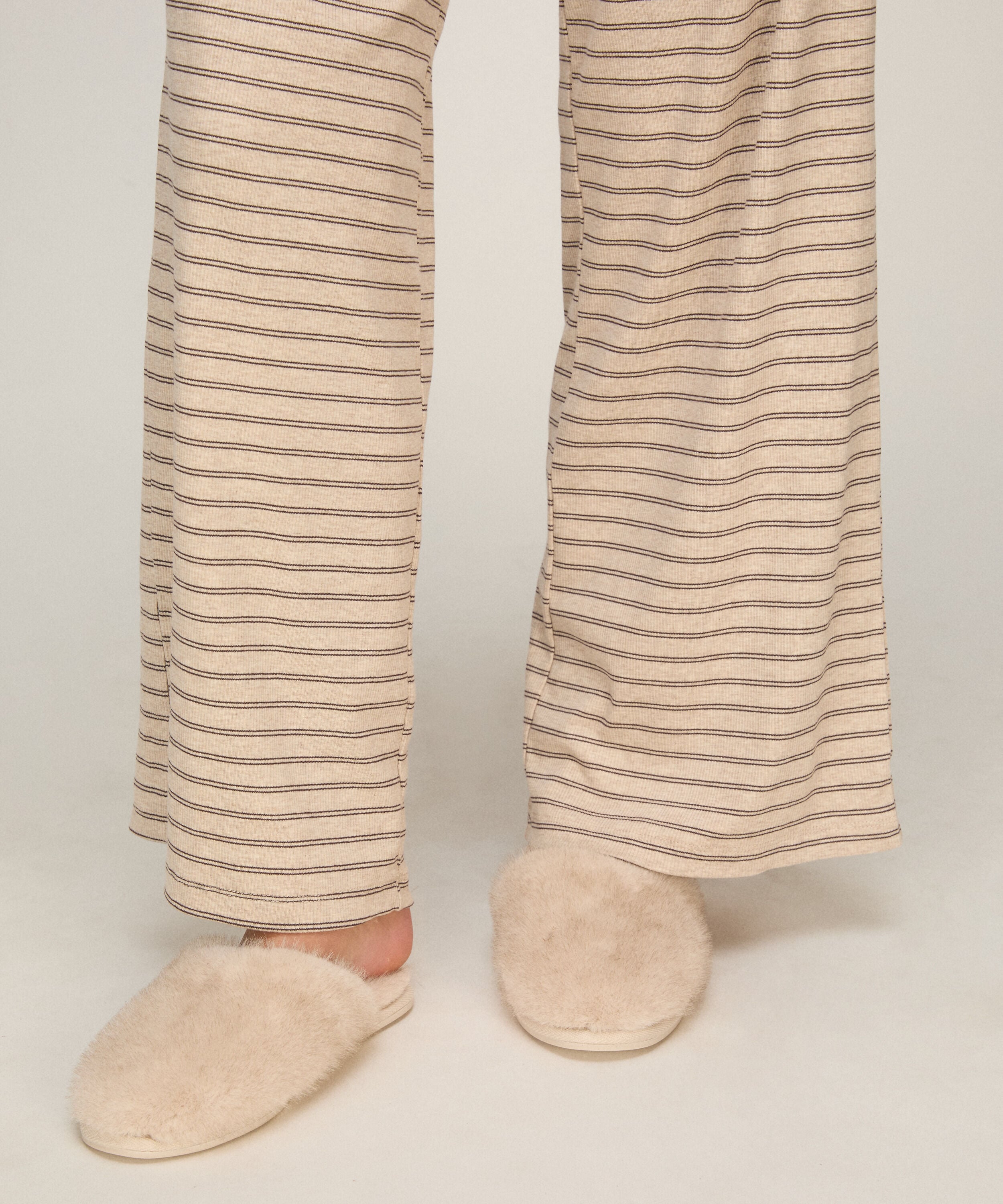 Chaussons Faux Fur, Gris Chaussons Faux Fur, Gris