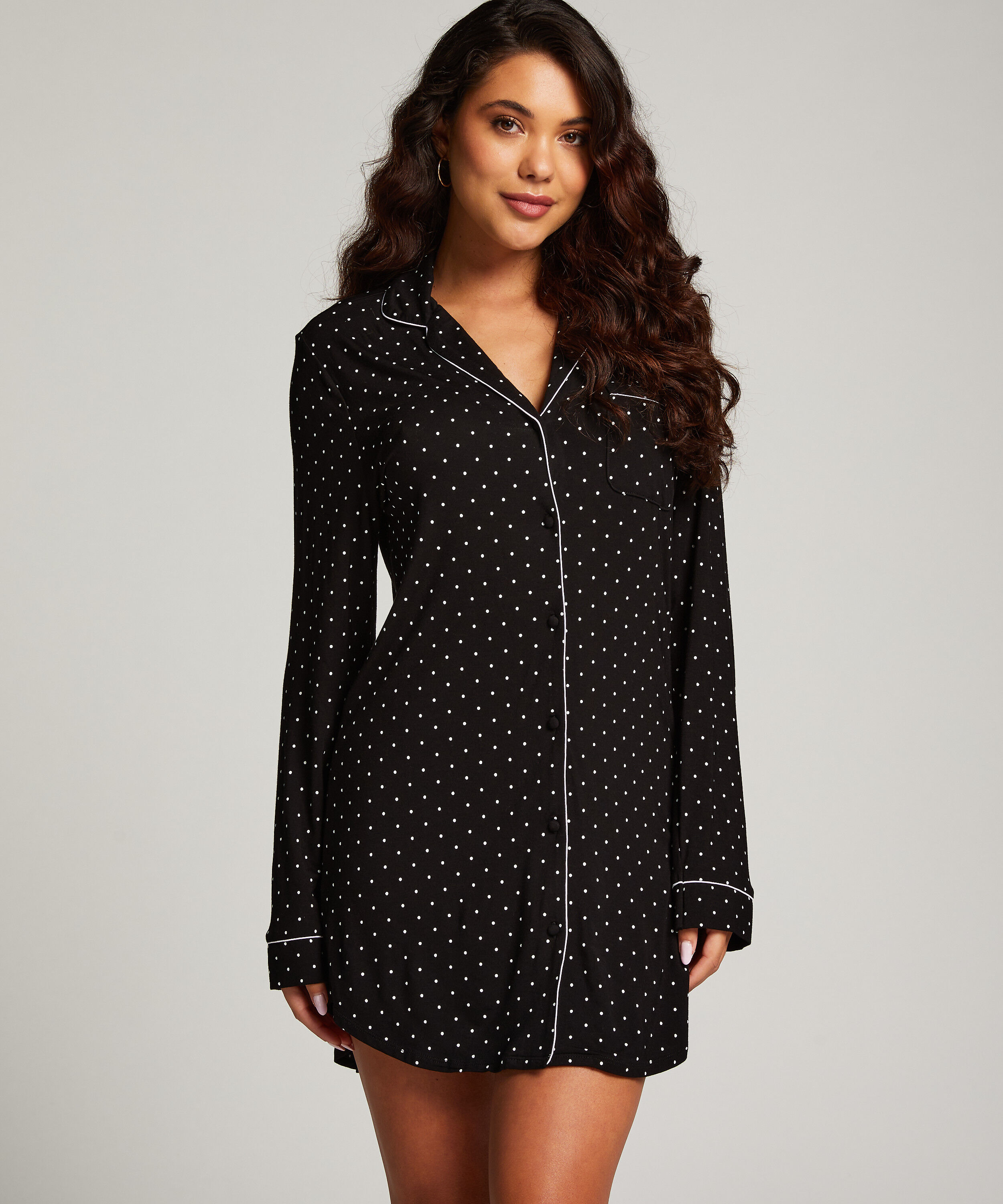 Robe-chemise à manches longues en jersey Essential, Noir