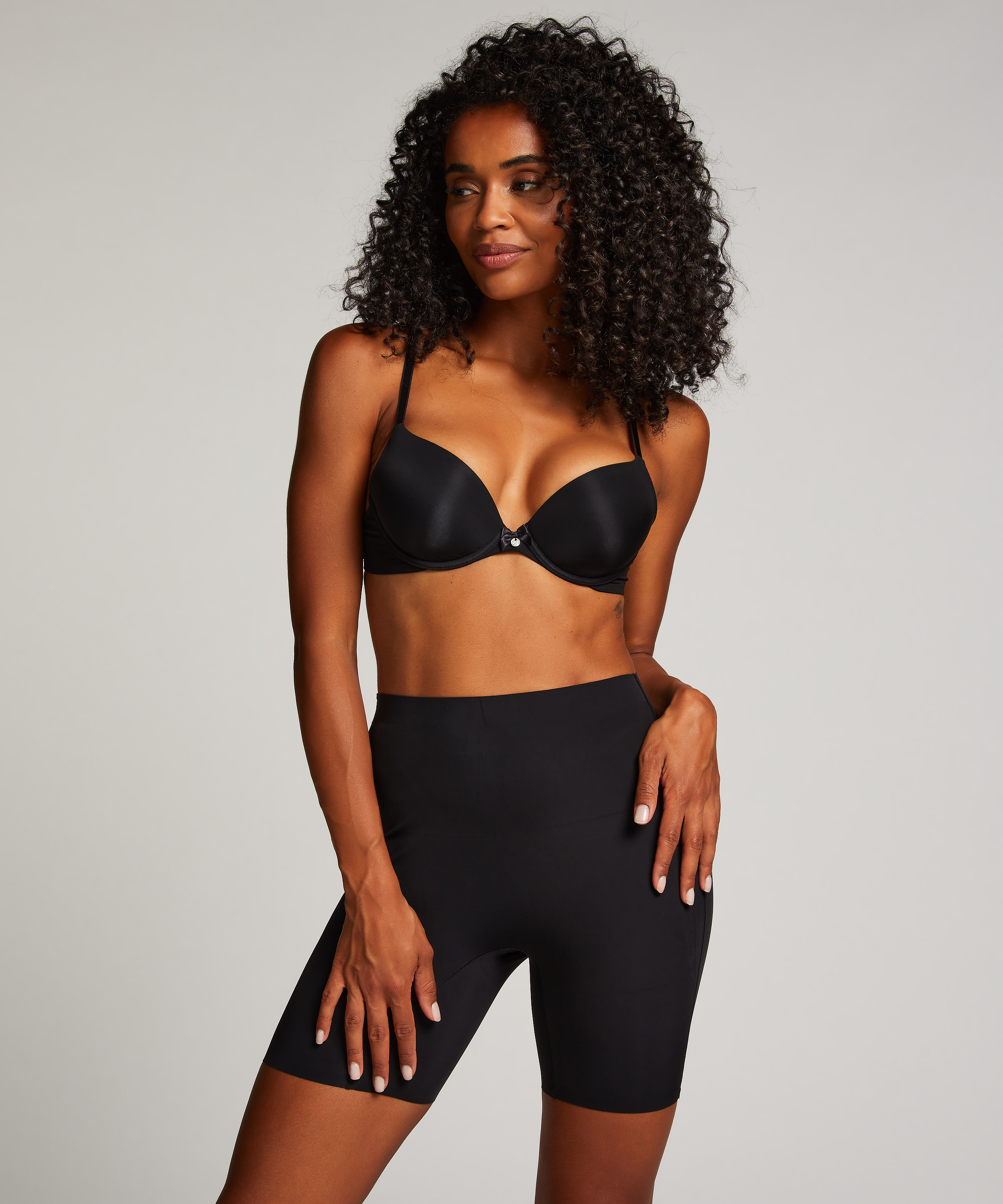 Short anti-frottements, Noir, main