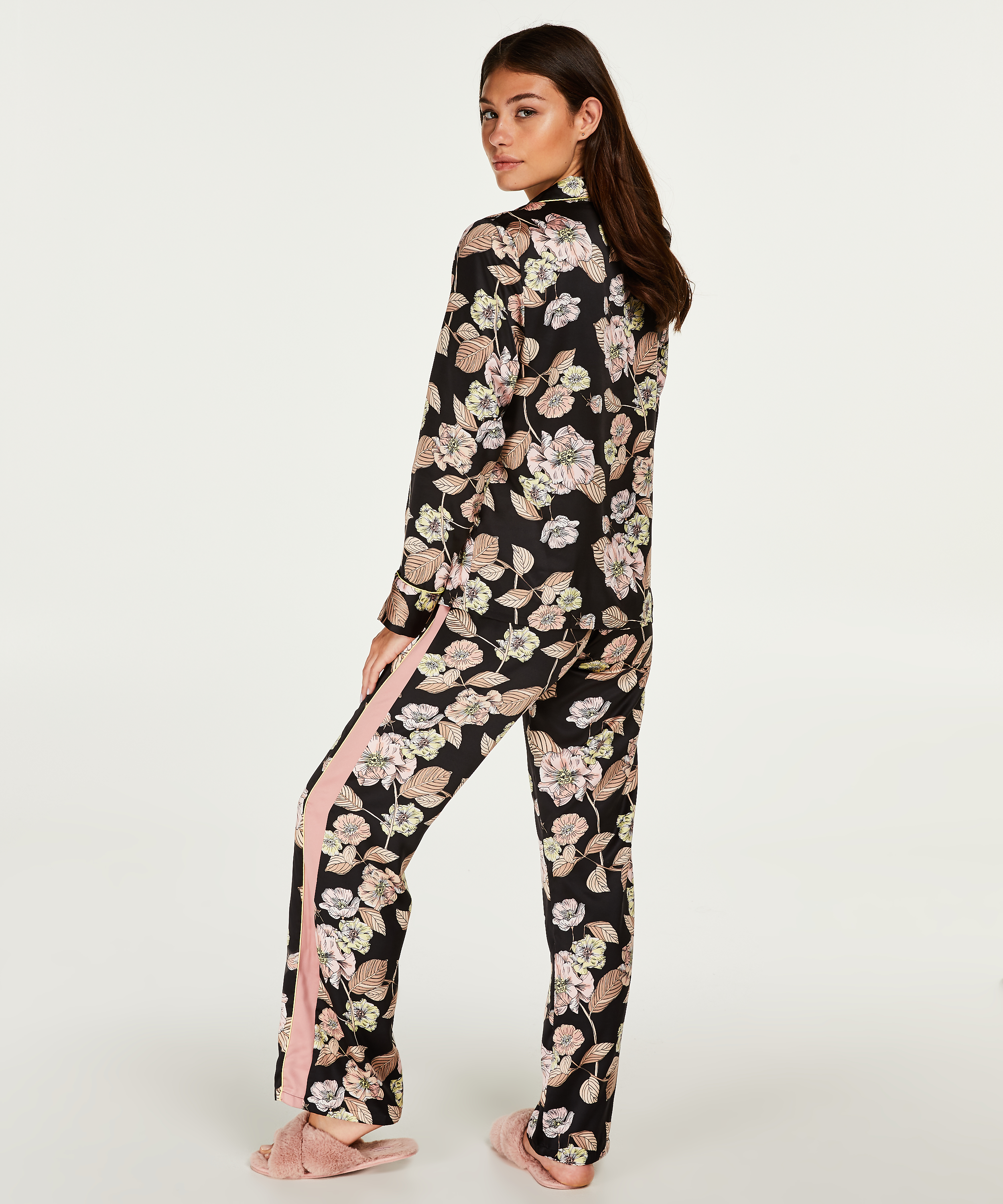 Pantalon de pyjama satin&eacute; Emily, Noir, main