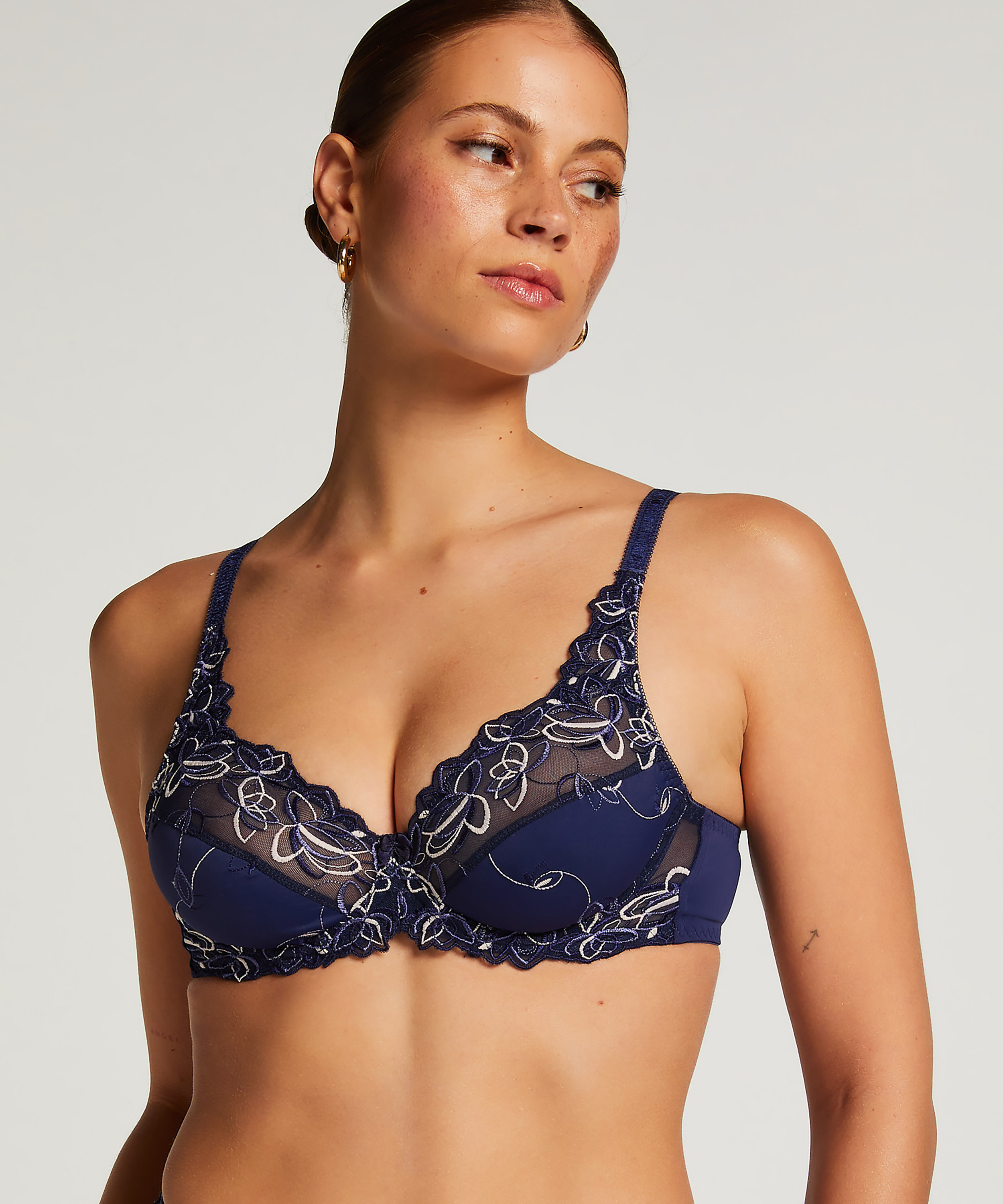 Soutien-gorge &agrave; armatures non-pr&eacute;form&eacute; Diva, Bleu, main